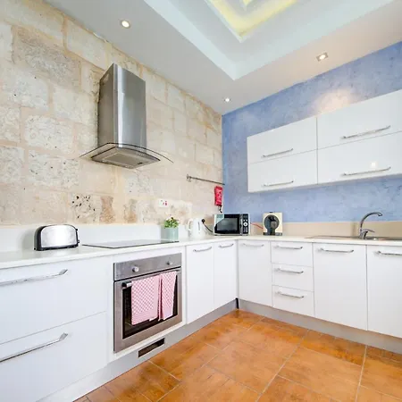 Unique Waterfront House Tatil Evi *