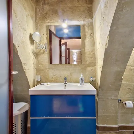 Tatil Evi Unique Waterfront House