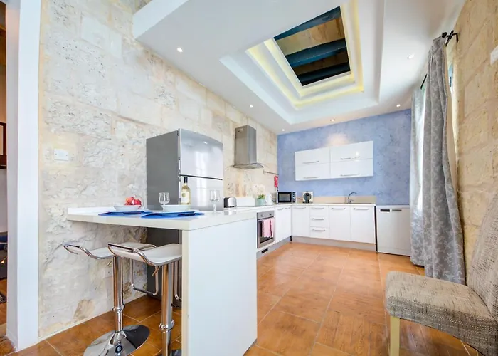 Vakantiehuis Unique Waterfront House *