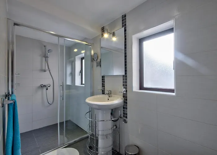 Vakantiehuis Unique Waterfront House Valletta