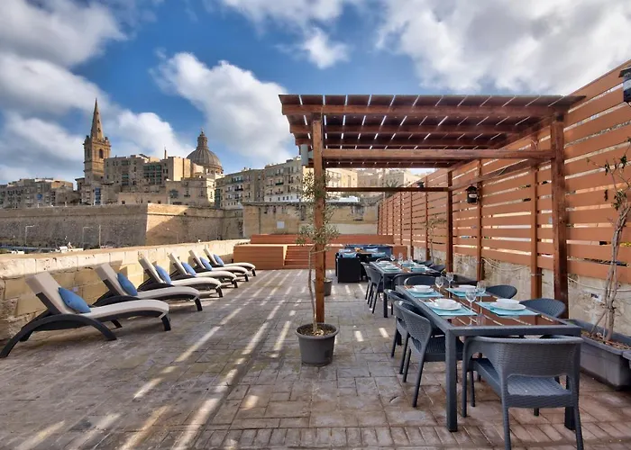 Vakantiehuis Unique Waterfront House *