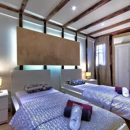 Casa de Férias Unique Waterfront House *